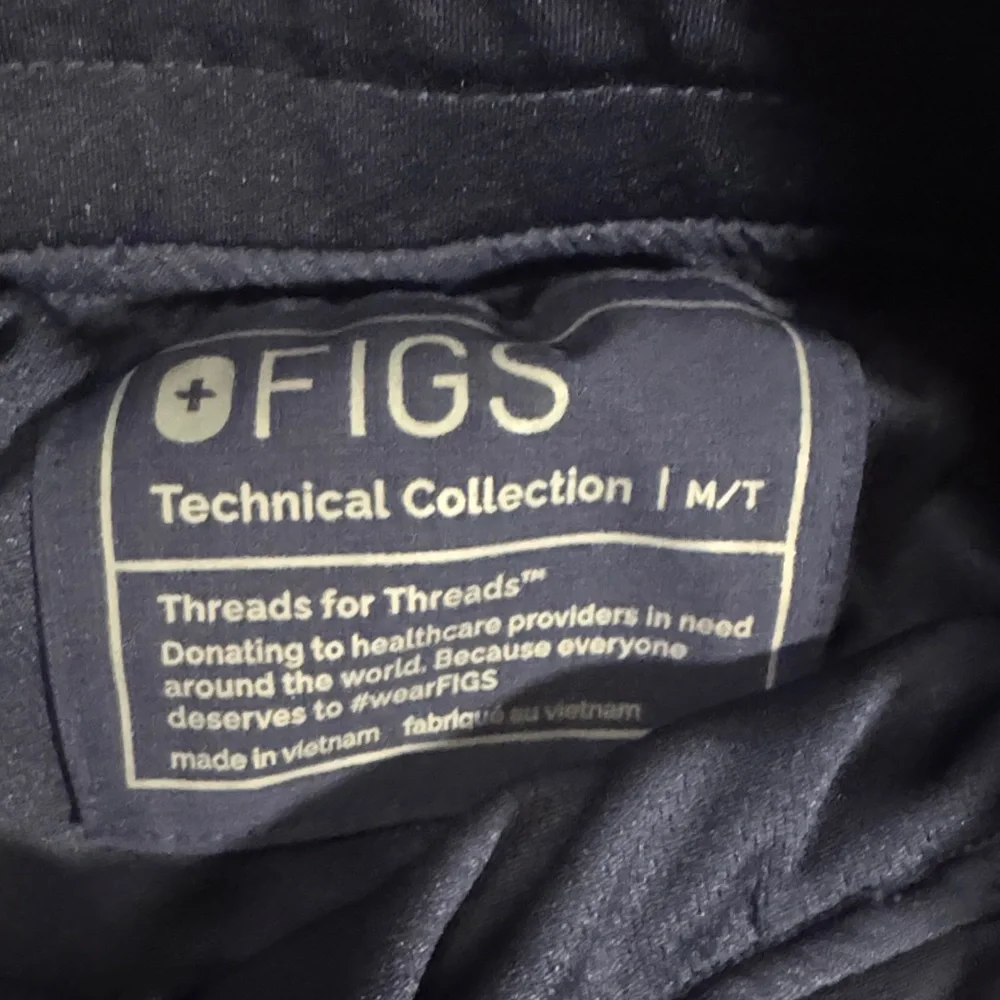Figs Technical Collection Men's Navy Joggers with Teal Accents - Size M Tall